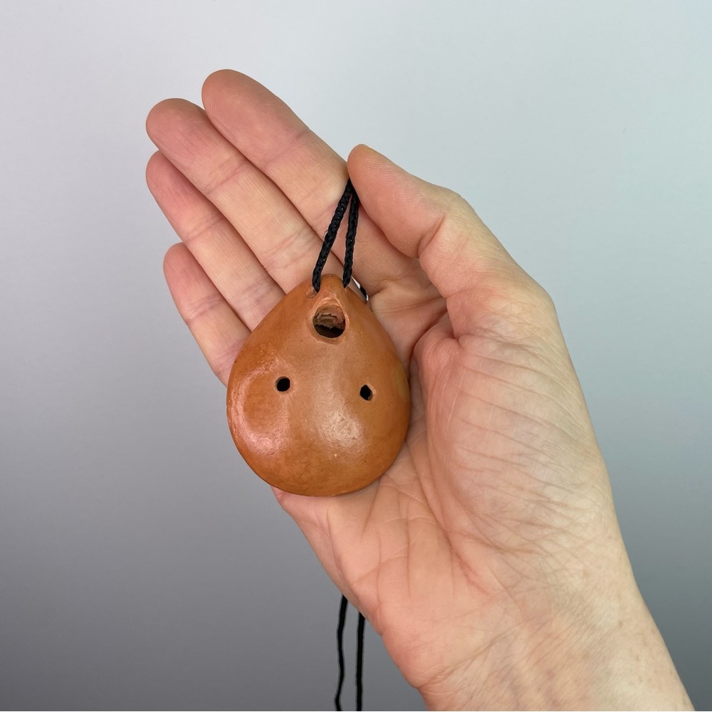 Peruvian Clay Ocarina Flute Necklace with Geometric Motif - Picture 5 of 6